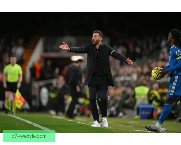 皇马球迷在瓦伦西亚遭辱骂吐痰