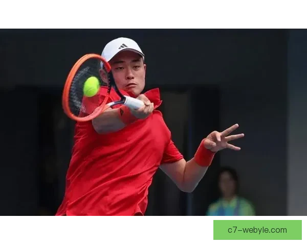 吴易昺首进ATP500赛八强 战胜岛袋将